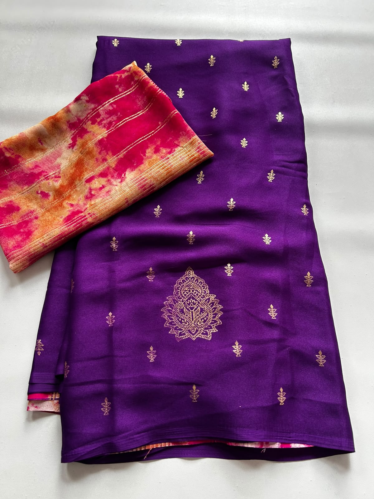 Moss shiffon foil print saree ✨