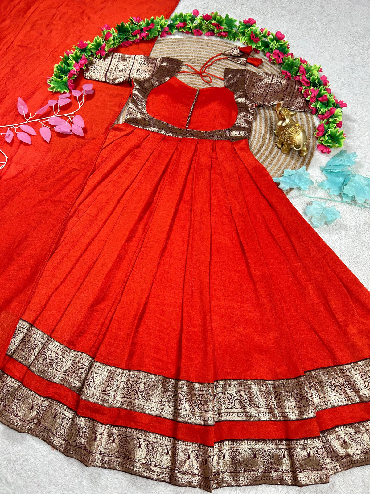 Vichitra gown with duppata ✨