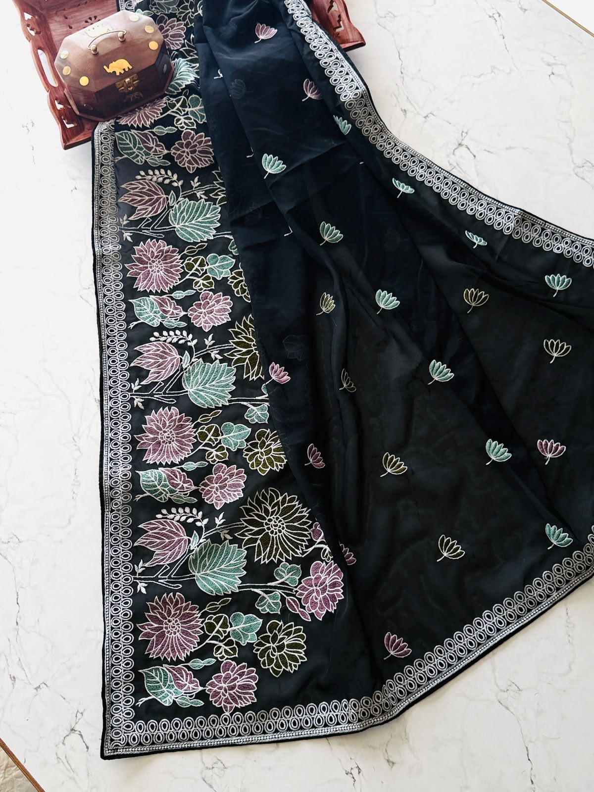 Soft tebby organza flower 🌺 embroidery saree
