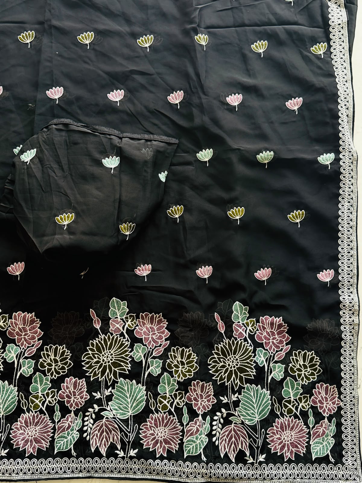 Soft tebby organza flower 🌺 embroidery saree