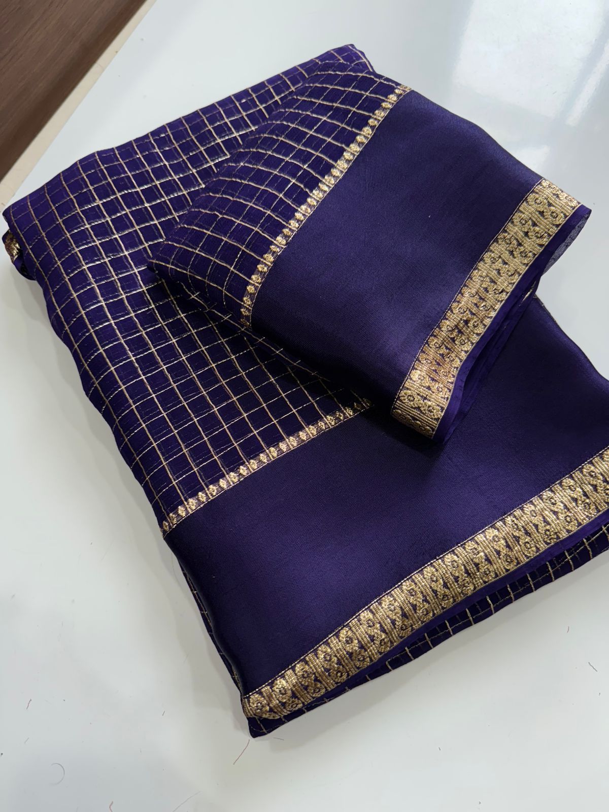 Pure viscose georgette checks saree