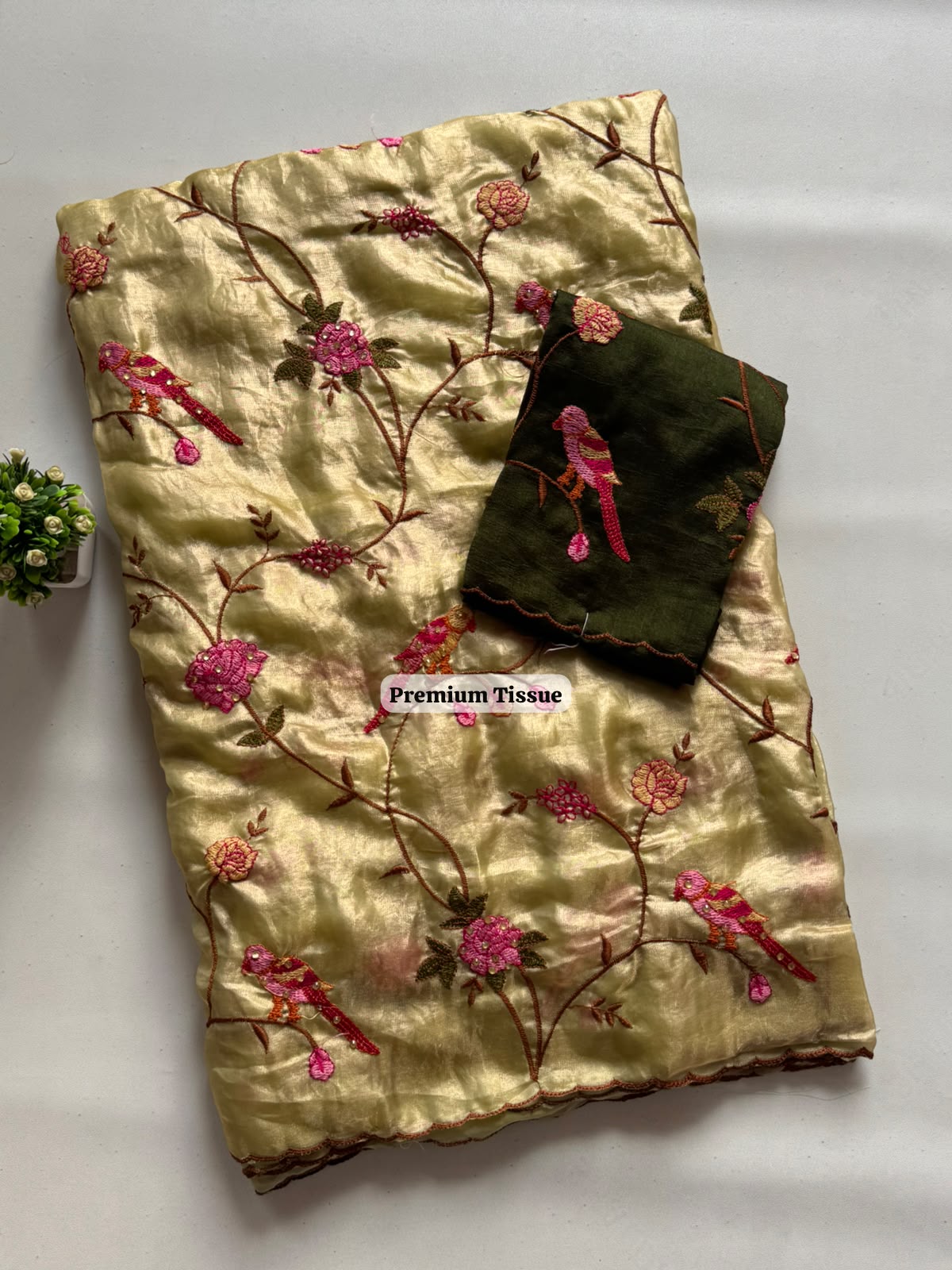 Tissue sartin designer saree ✨