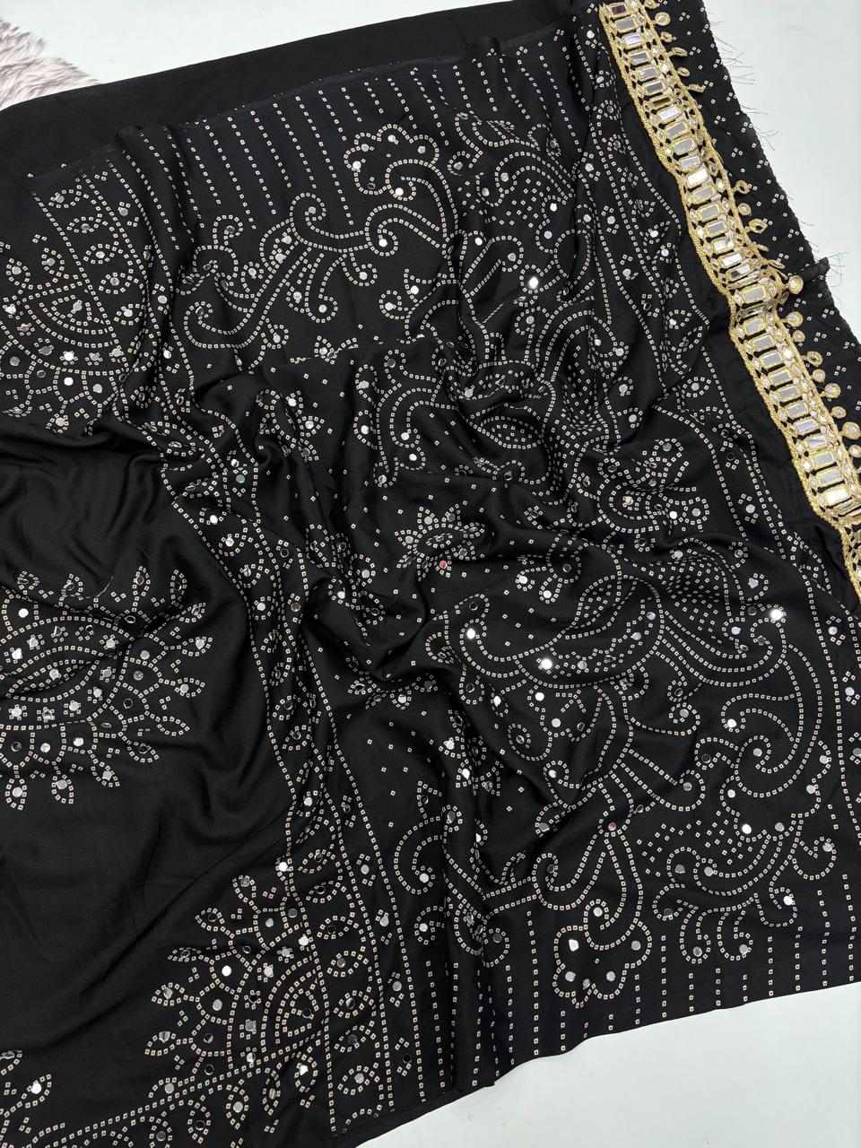 Azrak sartin viscose silk saree ✨
