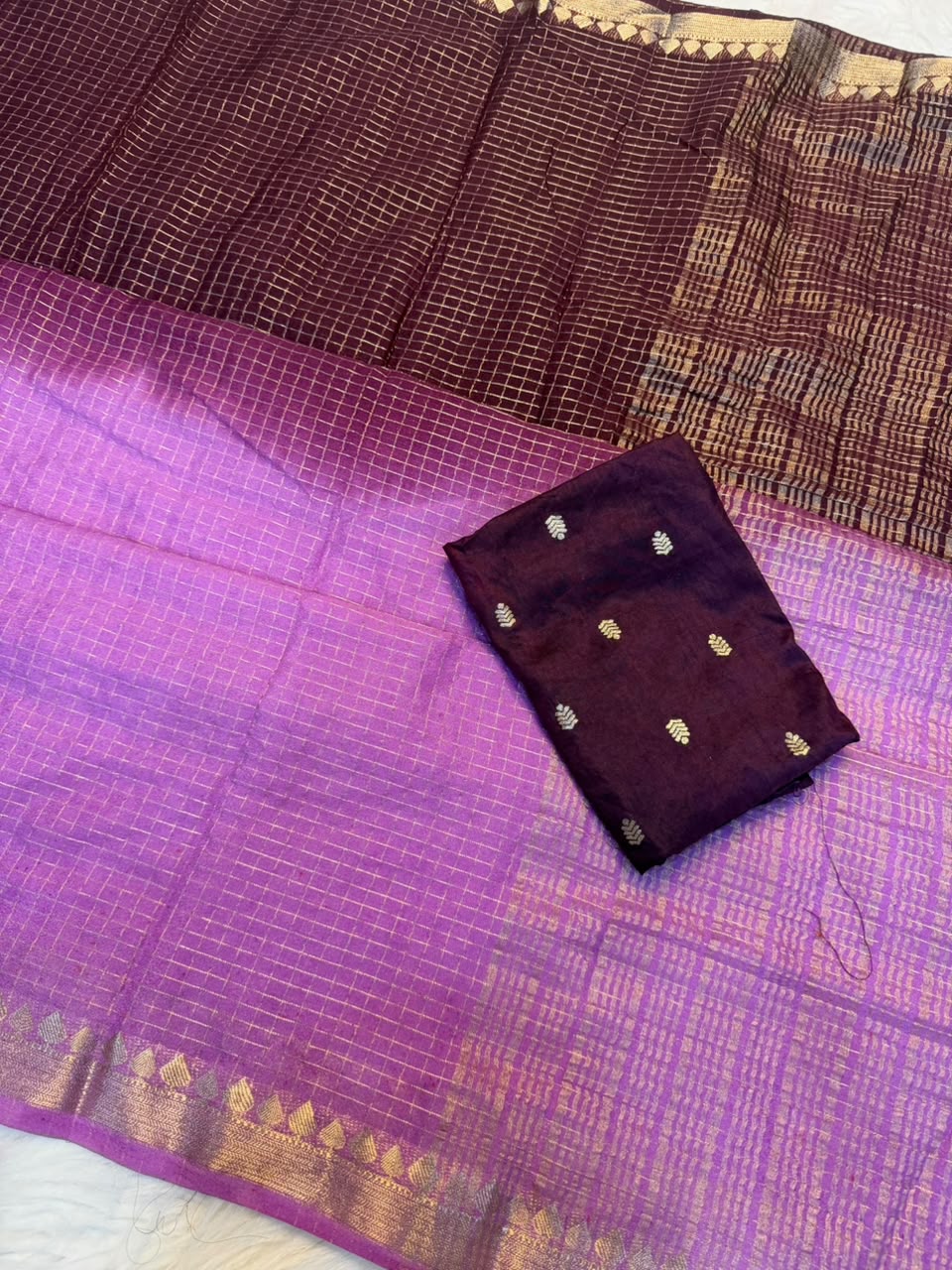 Viscose Temple border check saree✨