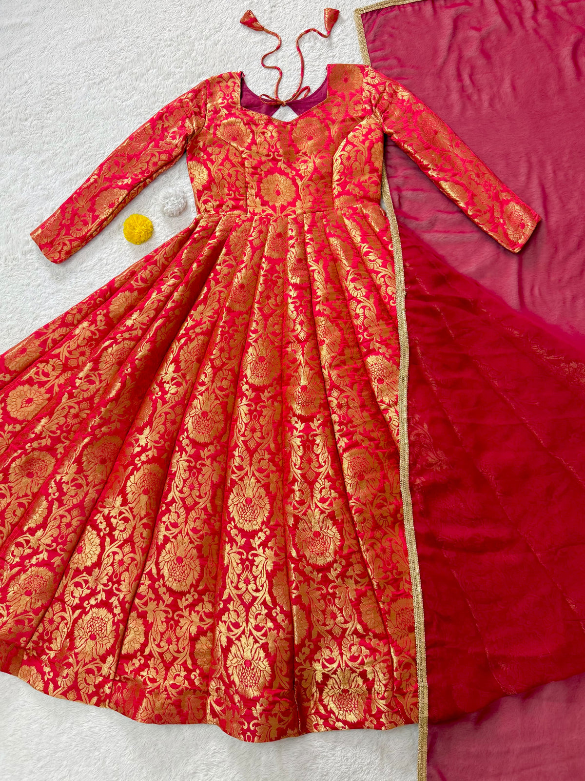 Brocade Festive Gown with Duppatta ✨