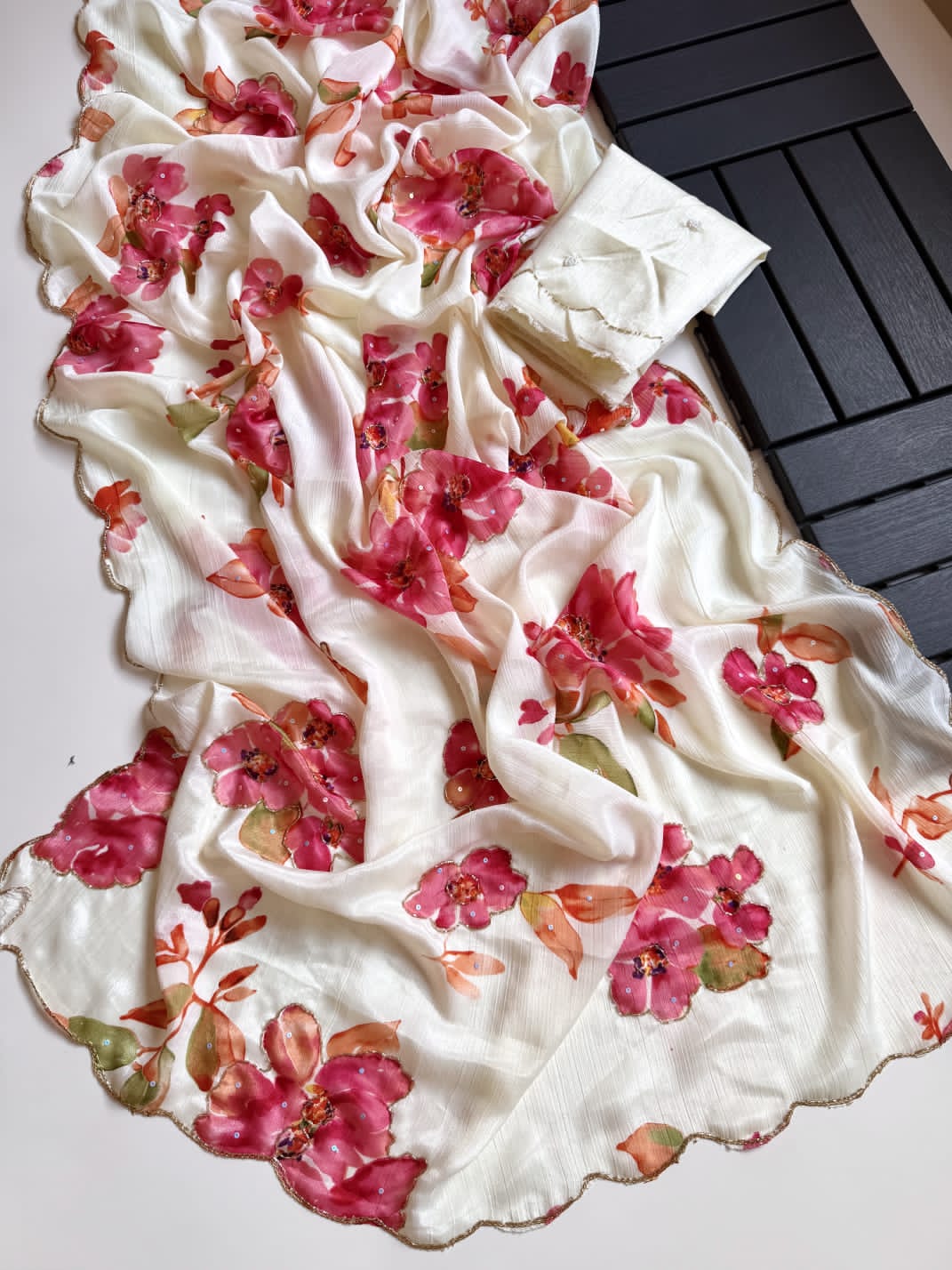 Chinnon silk floral 🌺 print saree