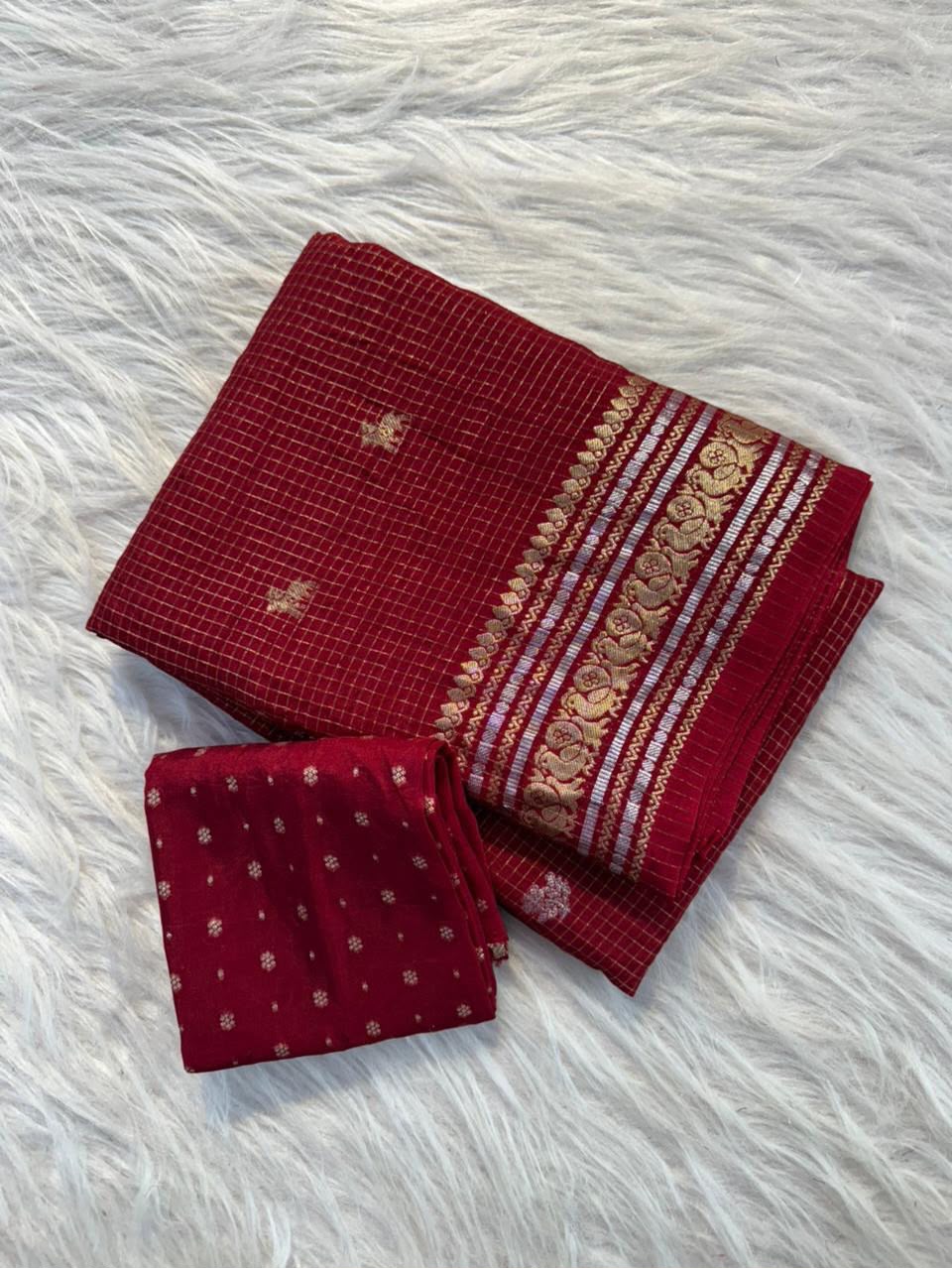 Viscose weaving checks design saree