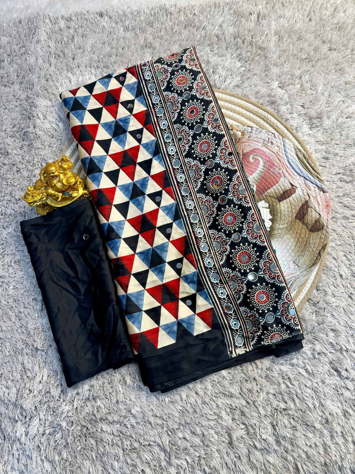 Geometrical pattern Gajji silk saree