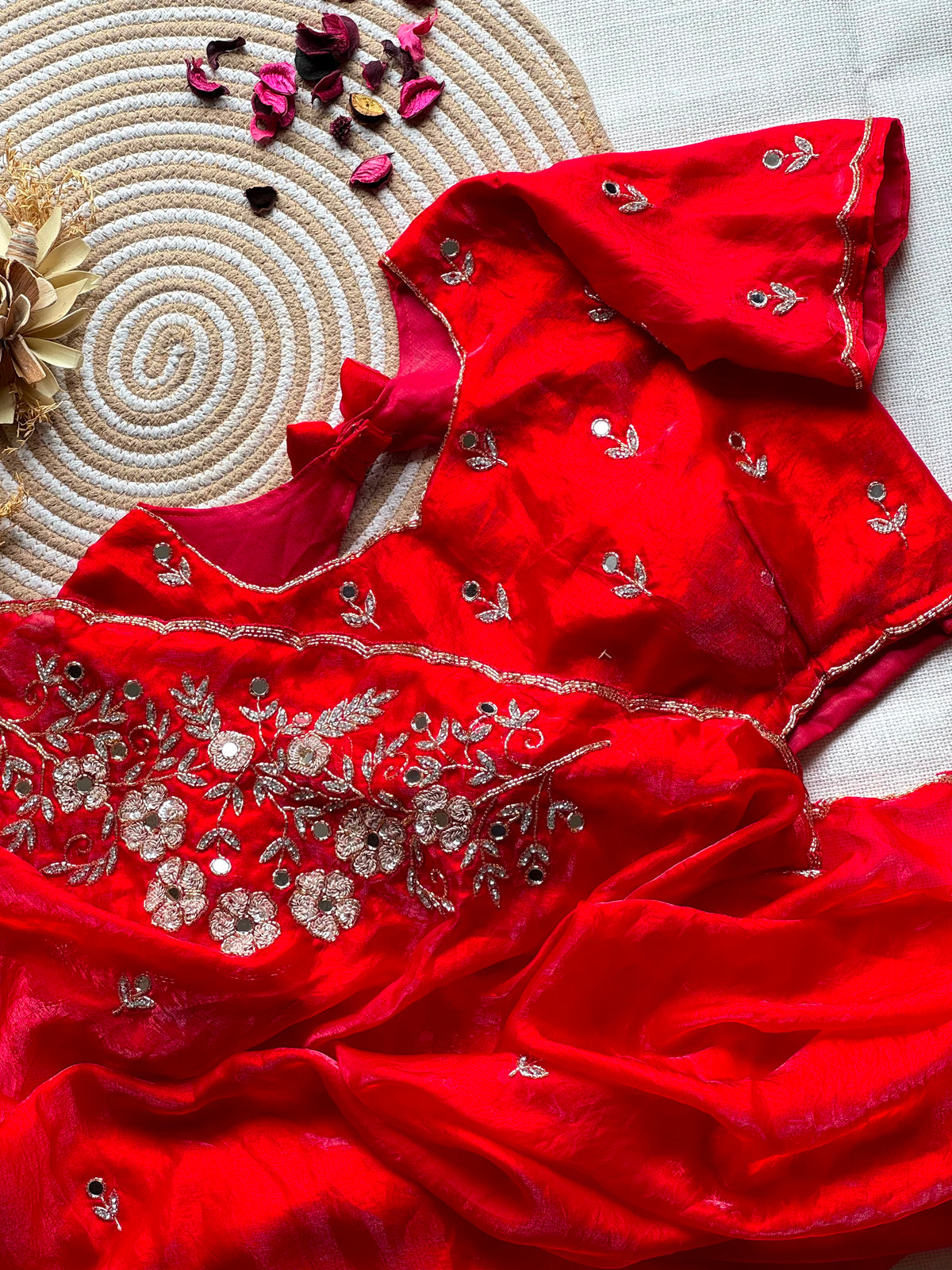 Soft space silk designer saree ✨