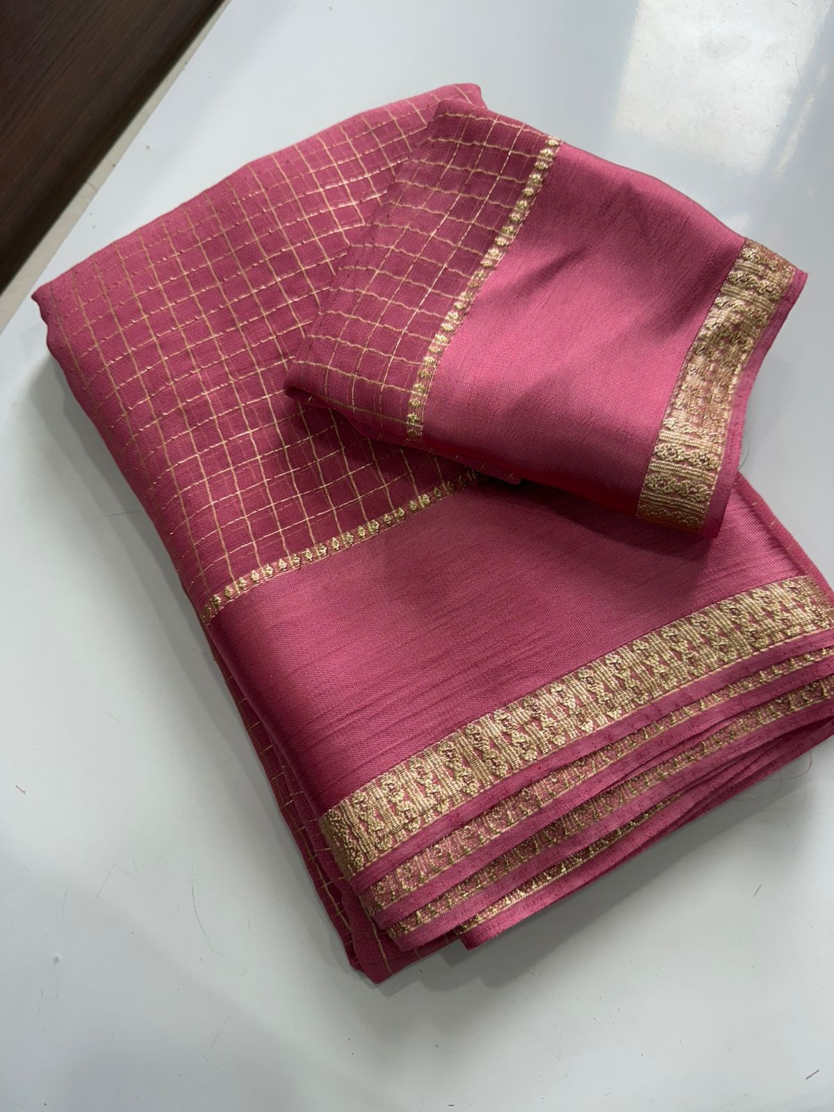 Pure viscose georgette checks saree