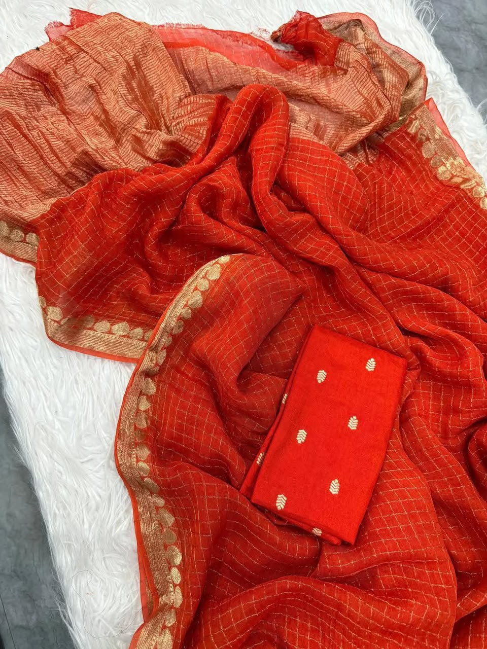 Viscose georgette checks saree ✨