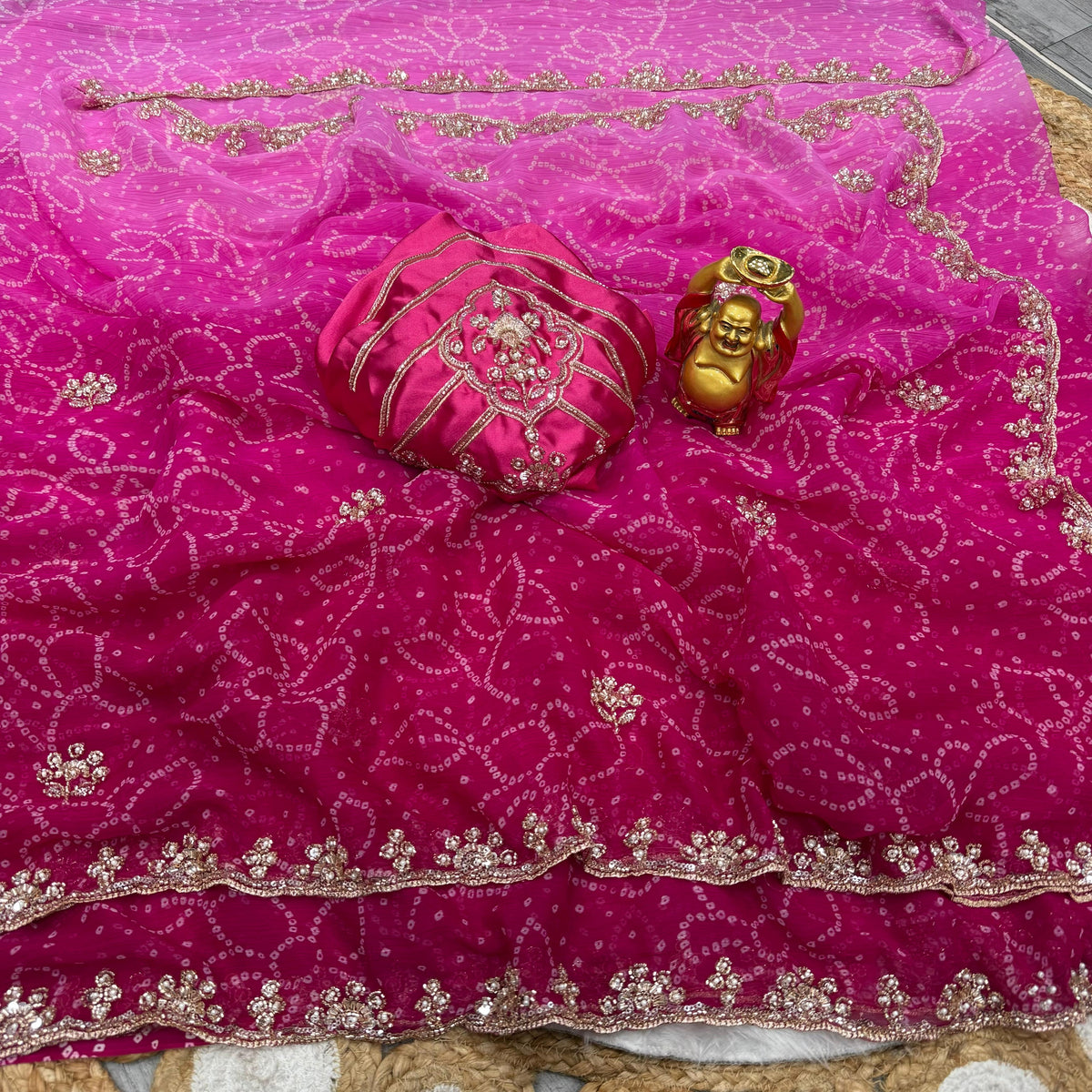 Bandhini saree with beeds  work ✨