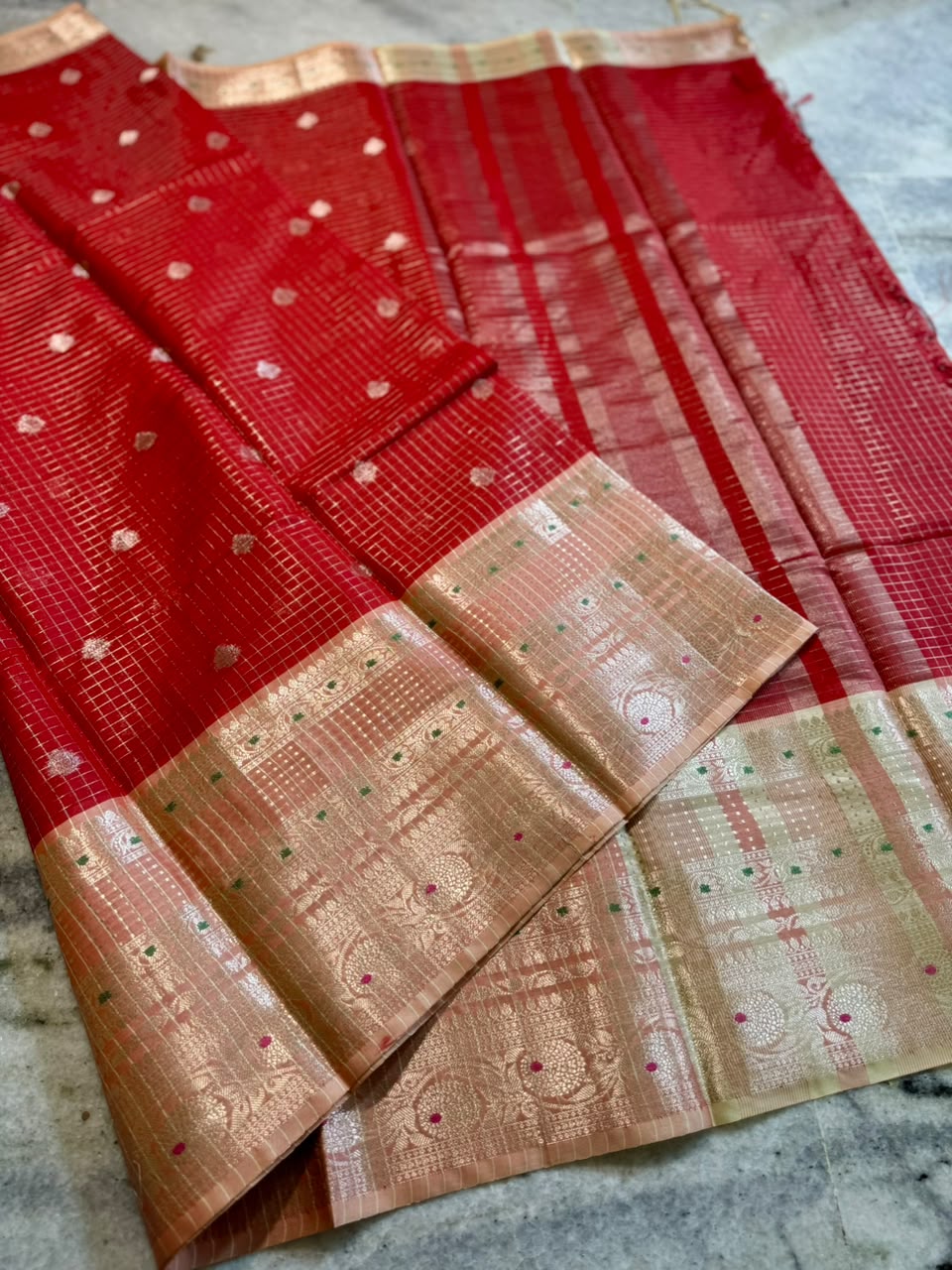 Banarasi katan silk fabric 

Latest fancy design saree