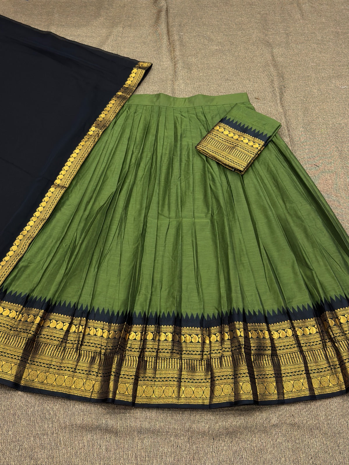 Vintage look kanjivaram silk lehengas