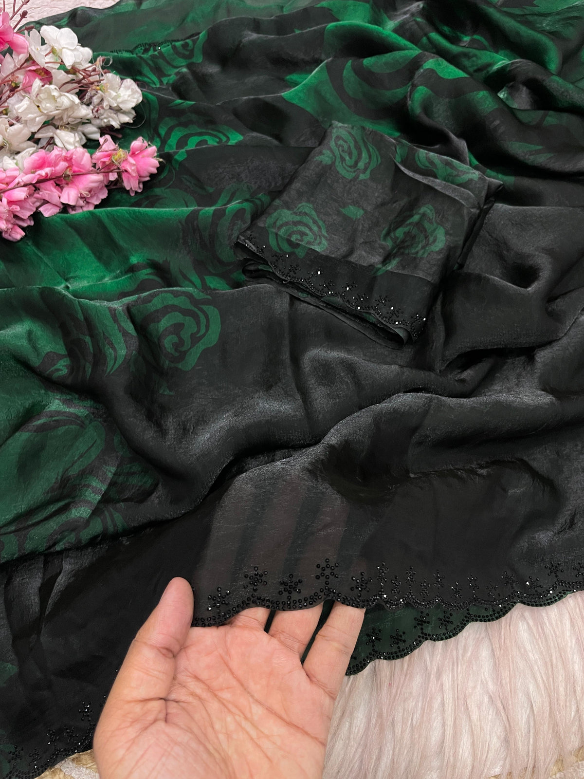 Space silk floral 🌺 digital print saree ✨