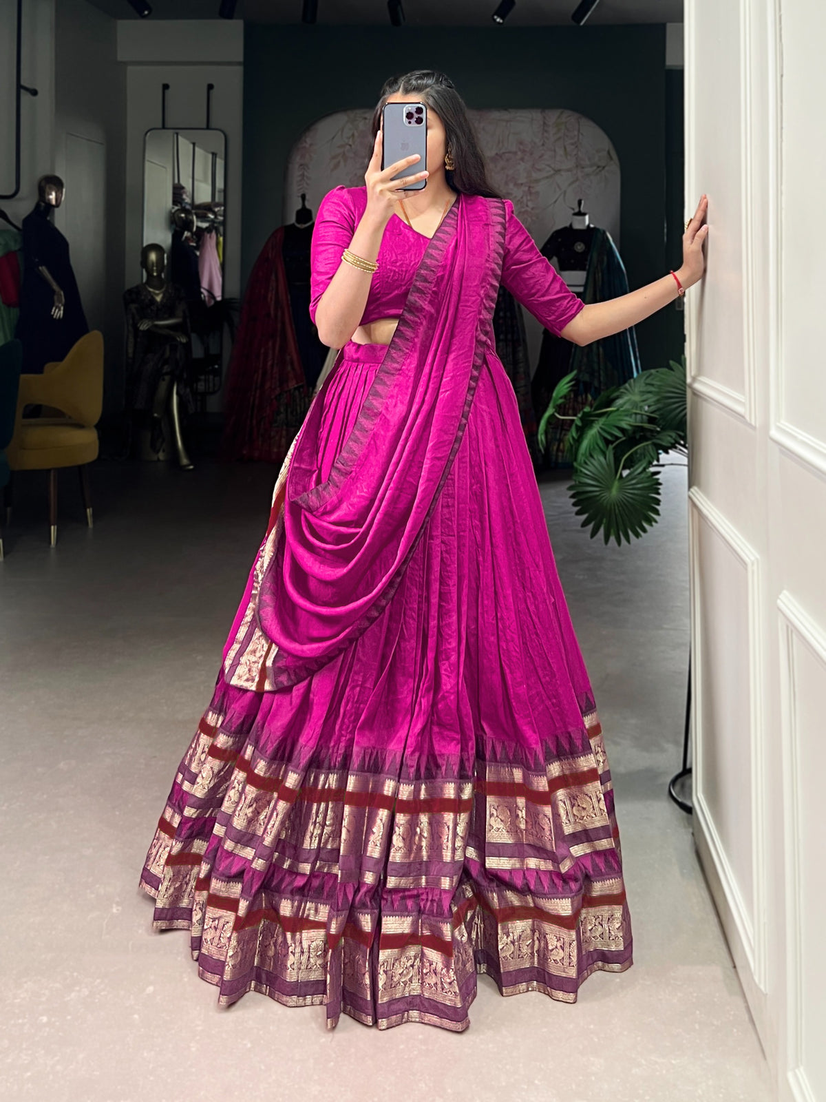 Chenderi lehenga
