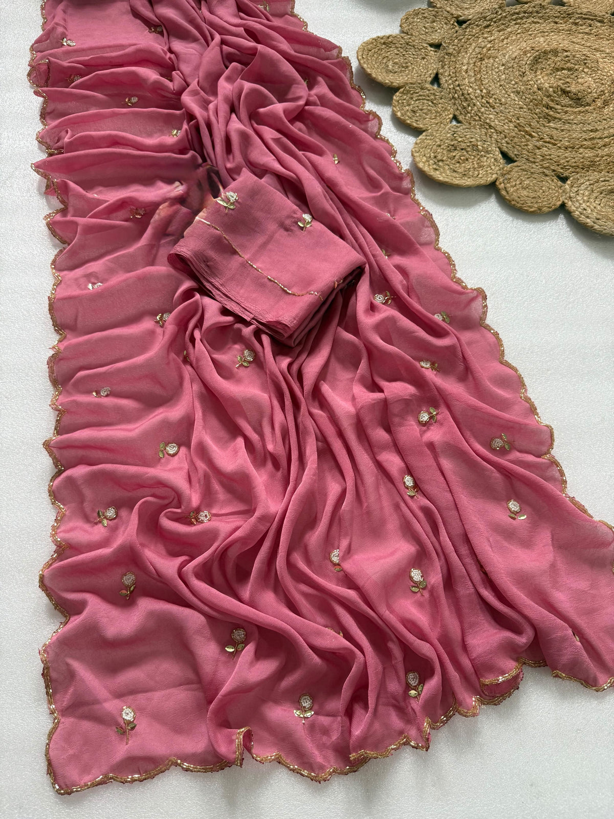 Rangoli crush silk buti design saree ✨