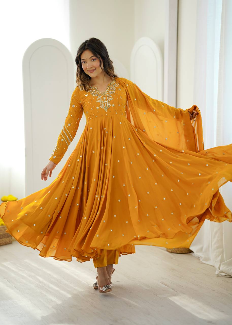 Heavy designer anarkali suit ✨