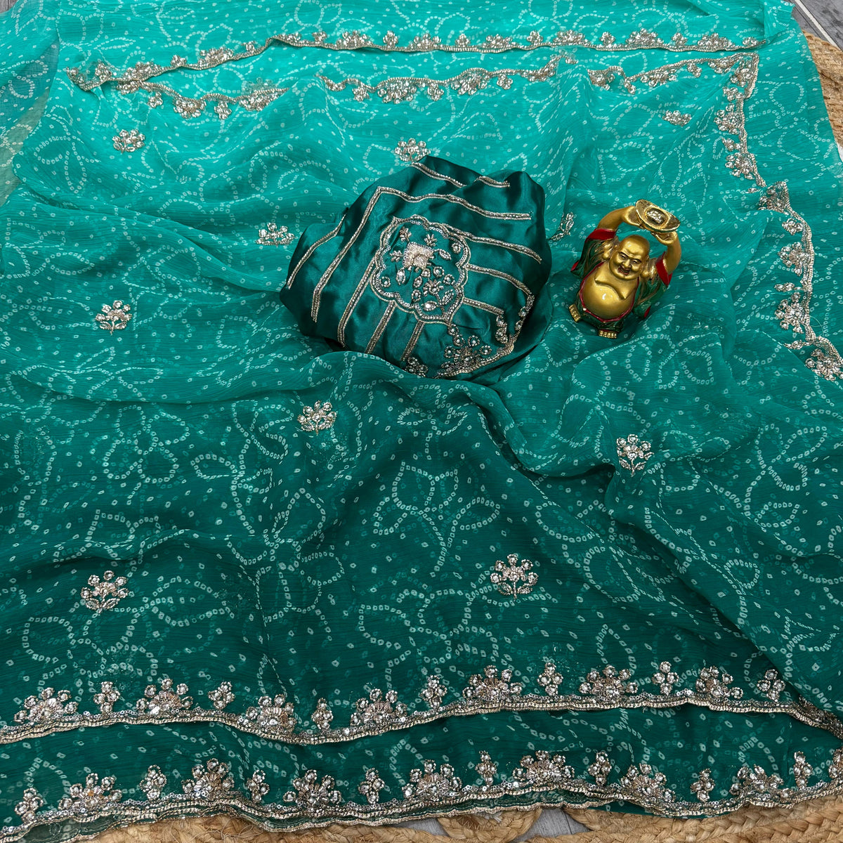 Bandhini saree with beeds  work ✨