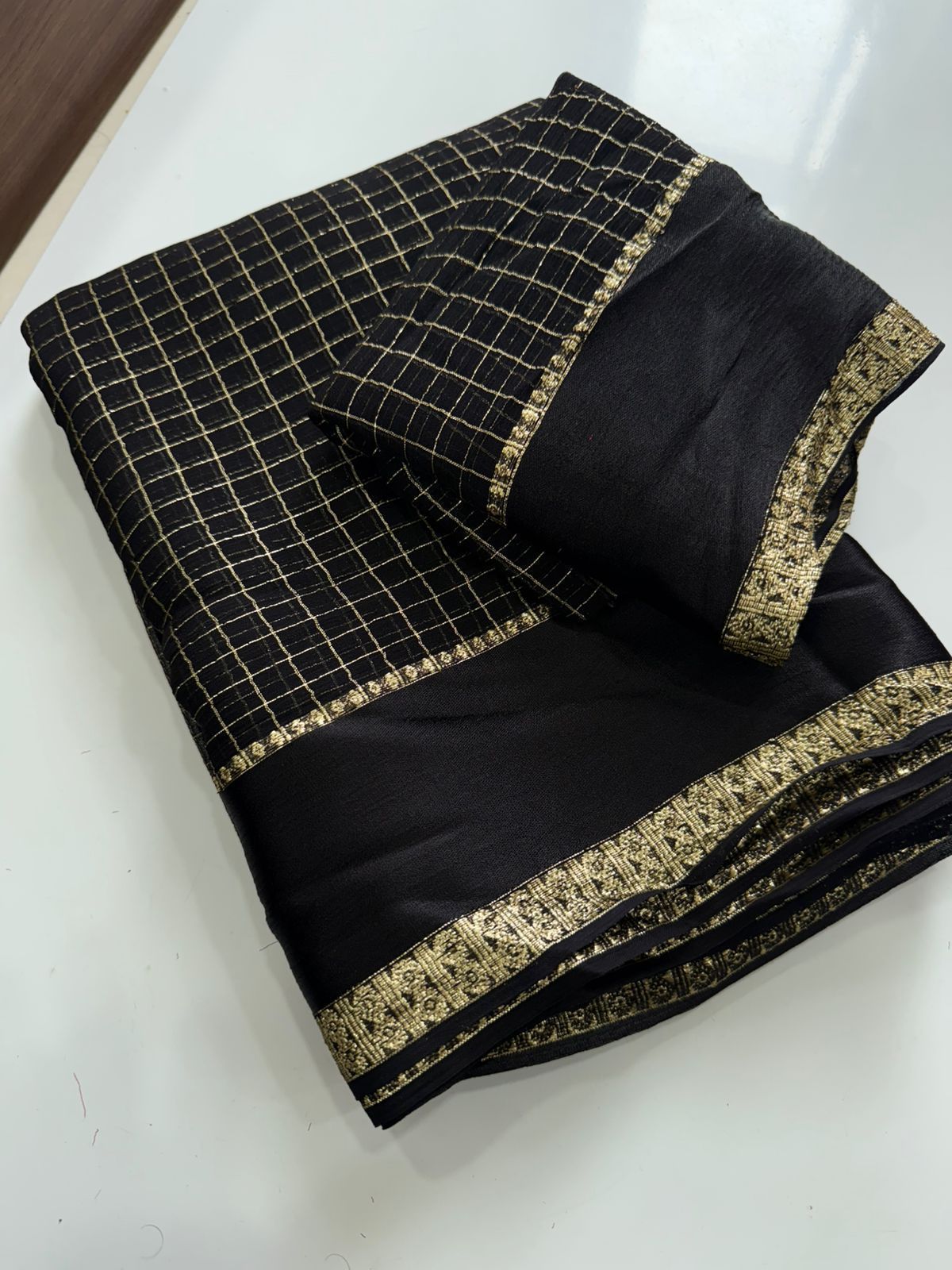 Pure viscose georgette checks saree