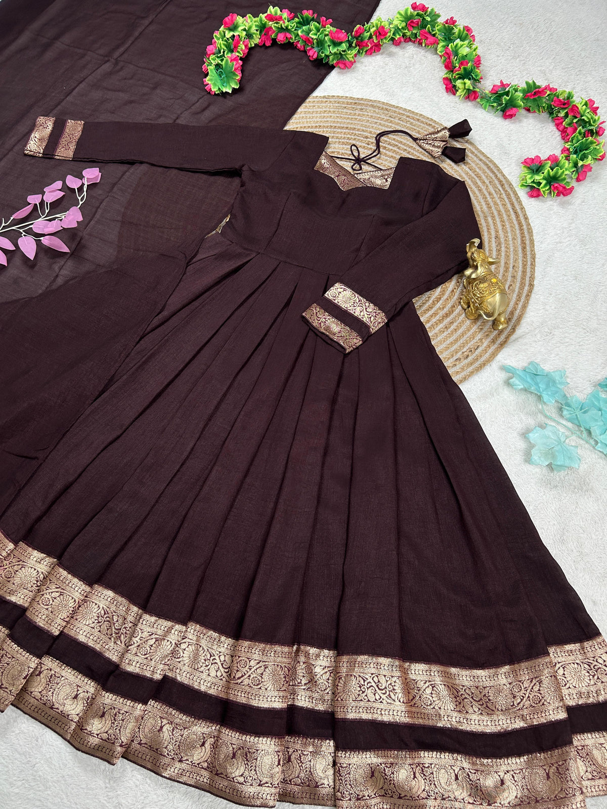 Vichitra gown with duppata ✨