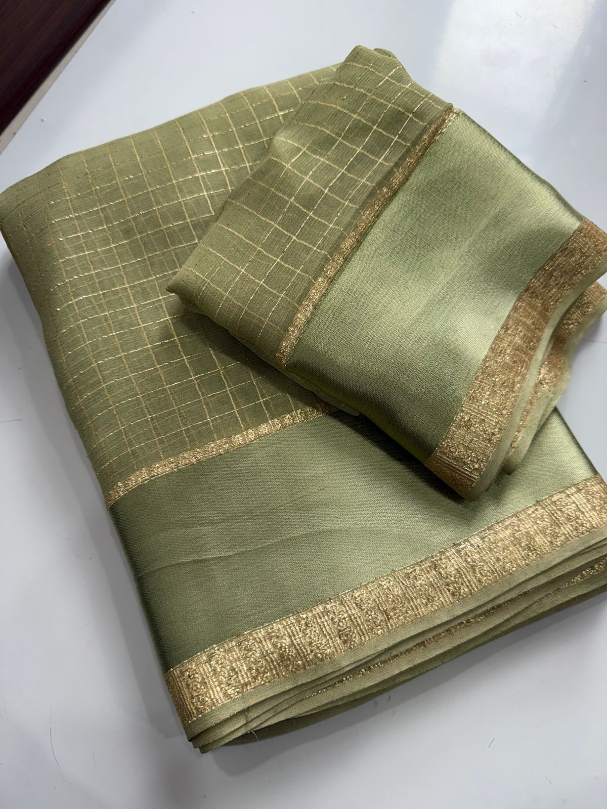 Pure viscose georgette checks saree