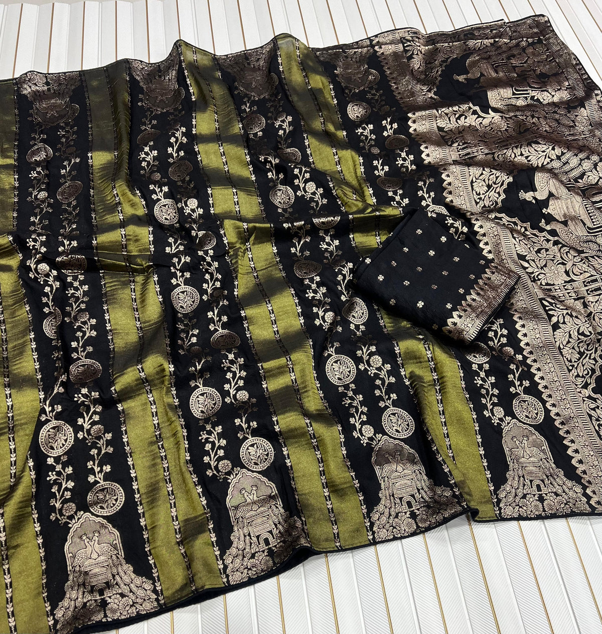 Chiniya Tisu silk saree