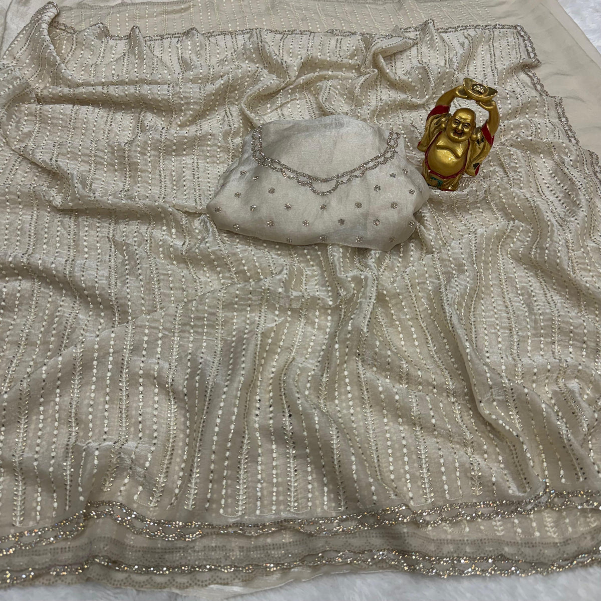 Space silk beeds work with zarkhana saree ✨