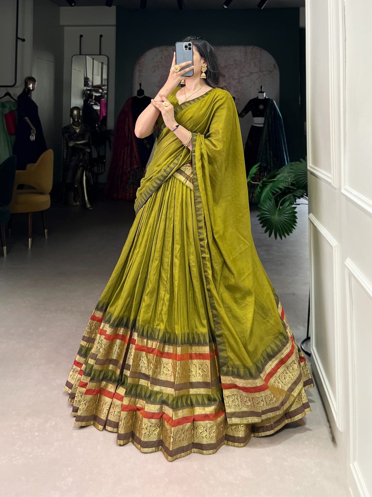 Chenderi lehenga