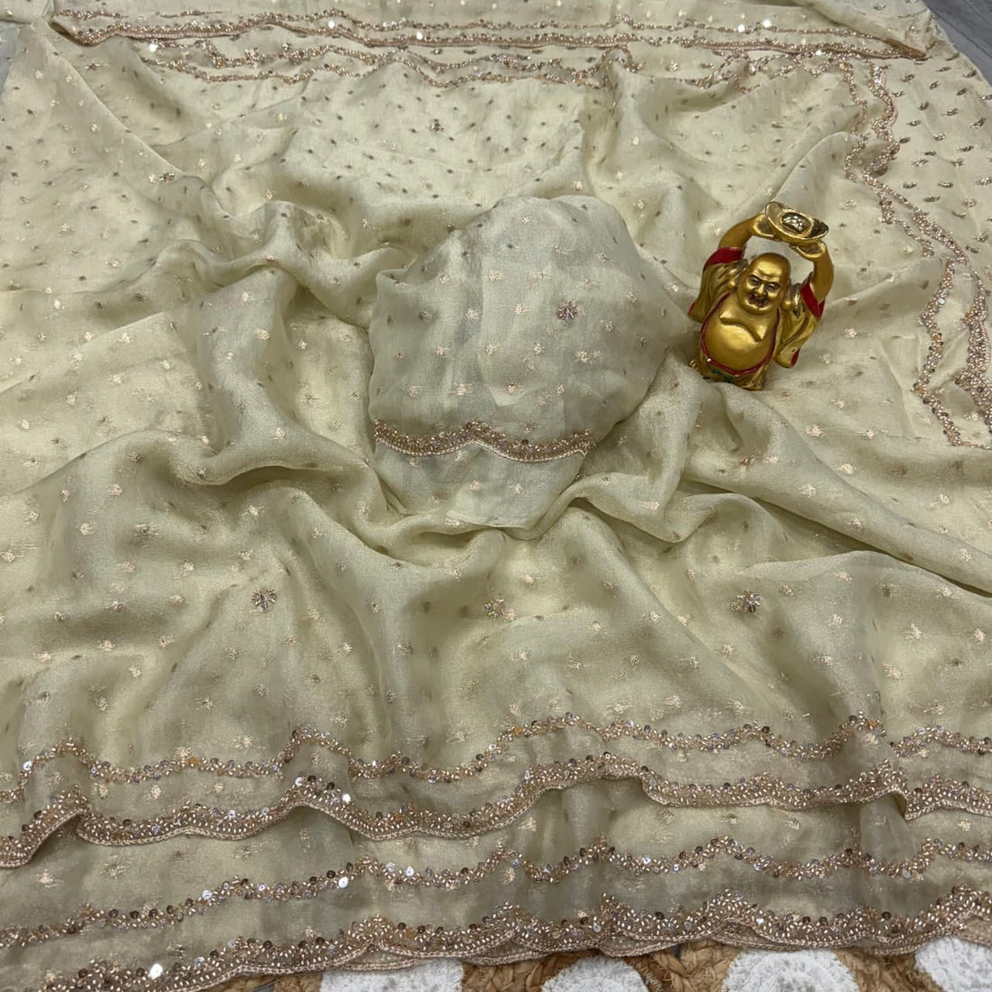 Butti silk party wear beeds work saree ✨