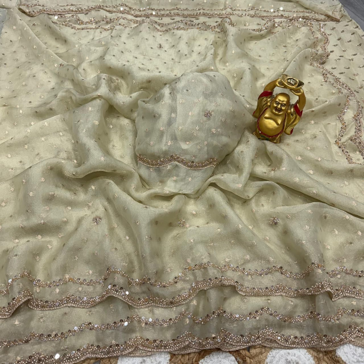 Butti silk party wear beeds work saree ✨