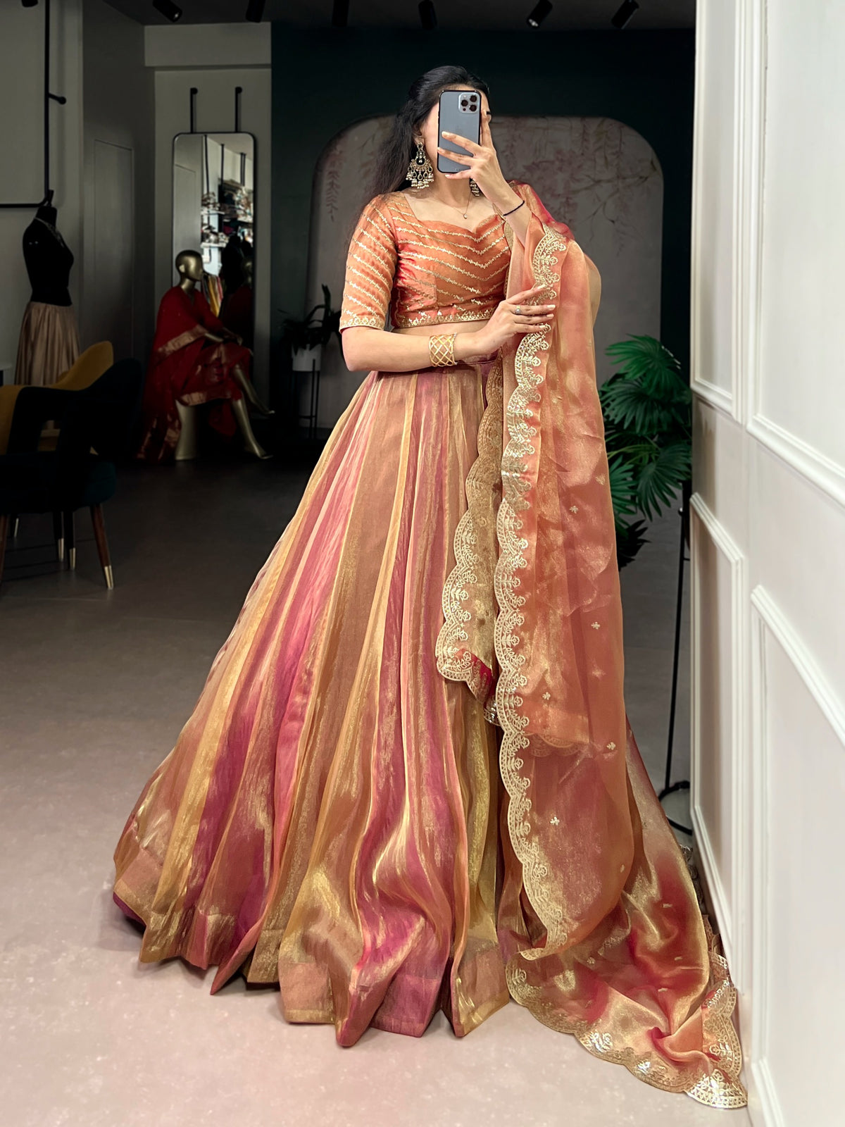 Royal Lehanga