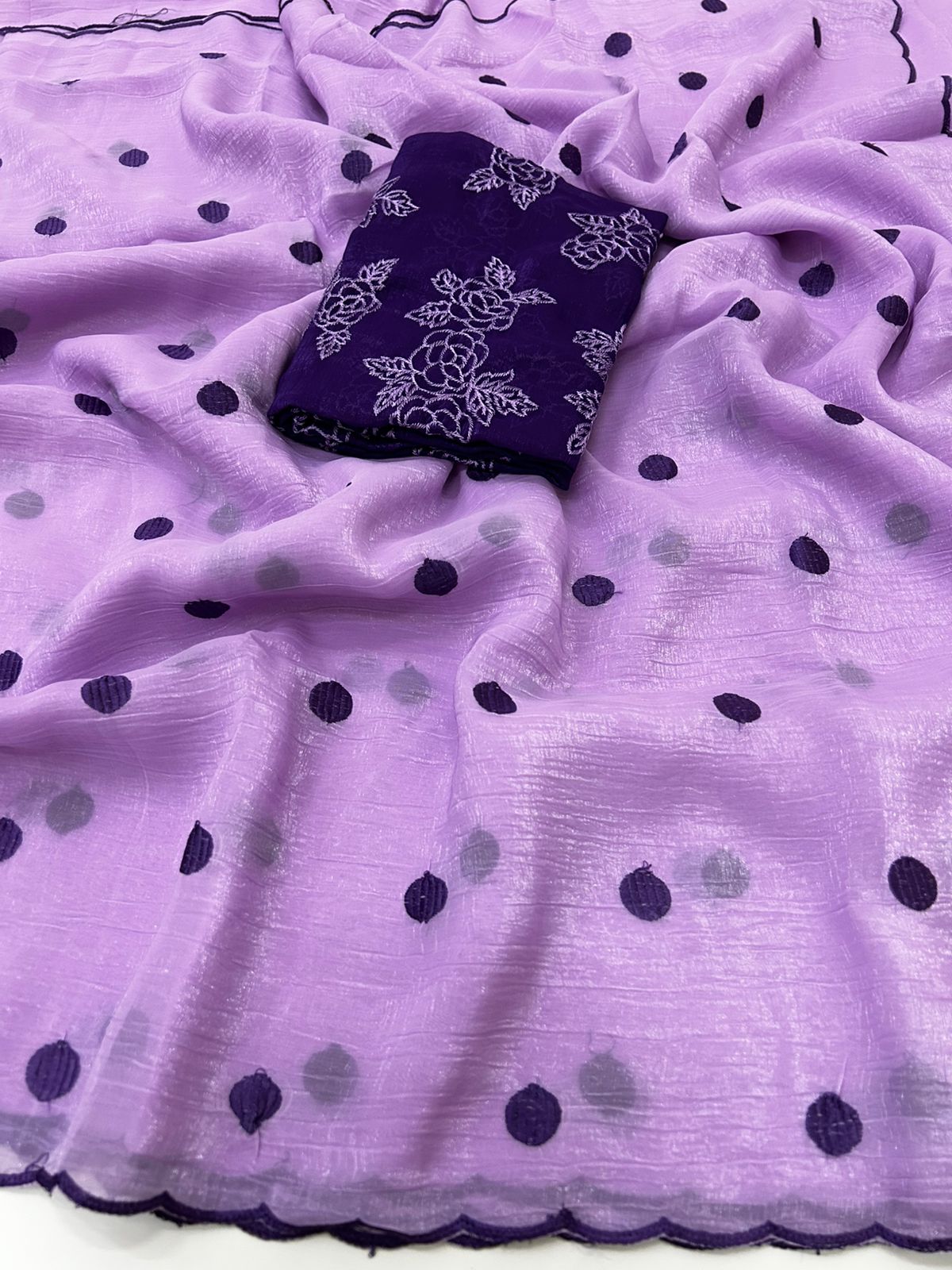Satin crush polka dots saree✨