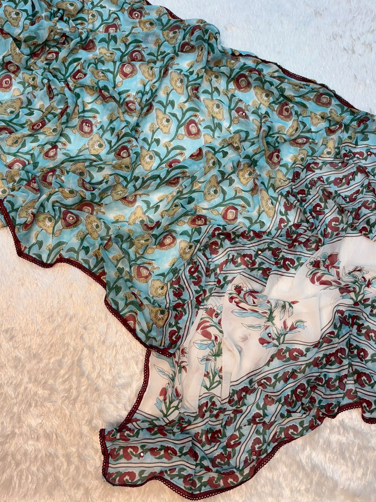 Soft floral 🌺 georgette saree ✨
