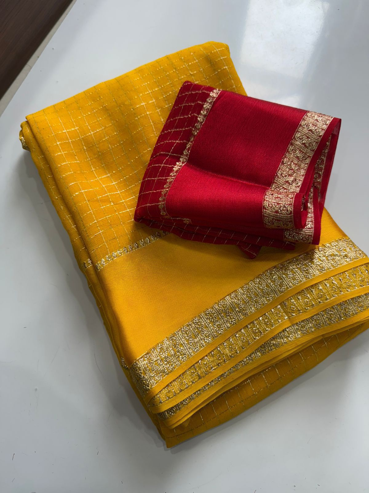 Pure viscose georgette checks saree