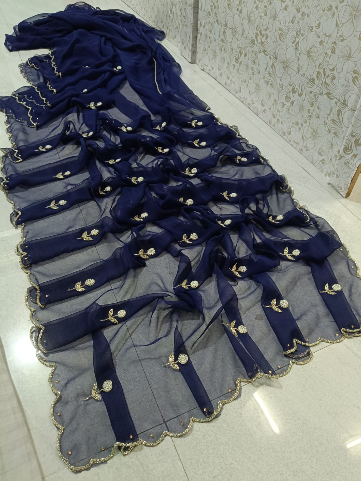 Royal georgette hand work saree✨