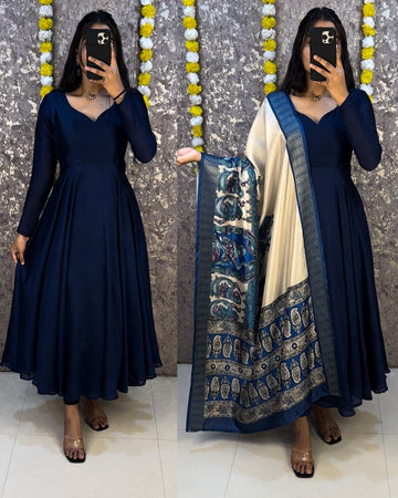 Vichitra silk anarkali set✨