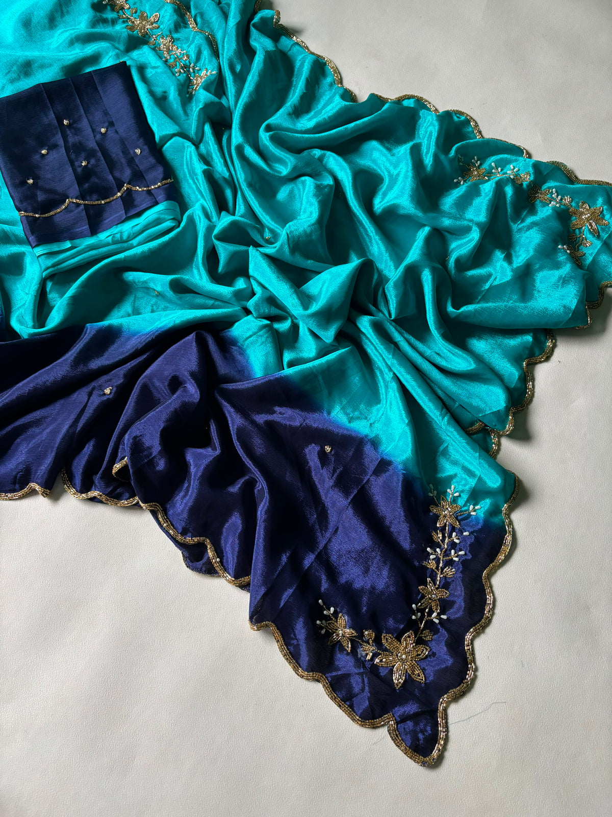 Chinnon dual shade hand work saree ✨