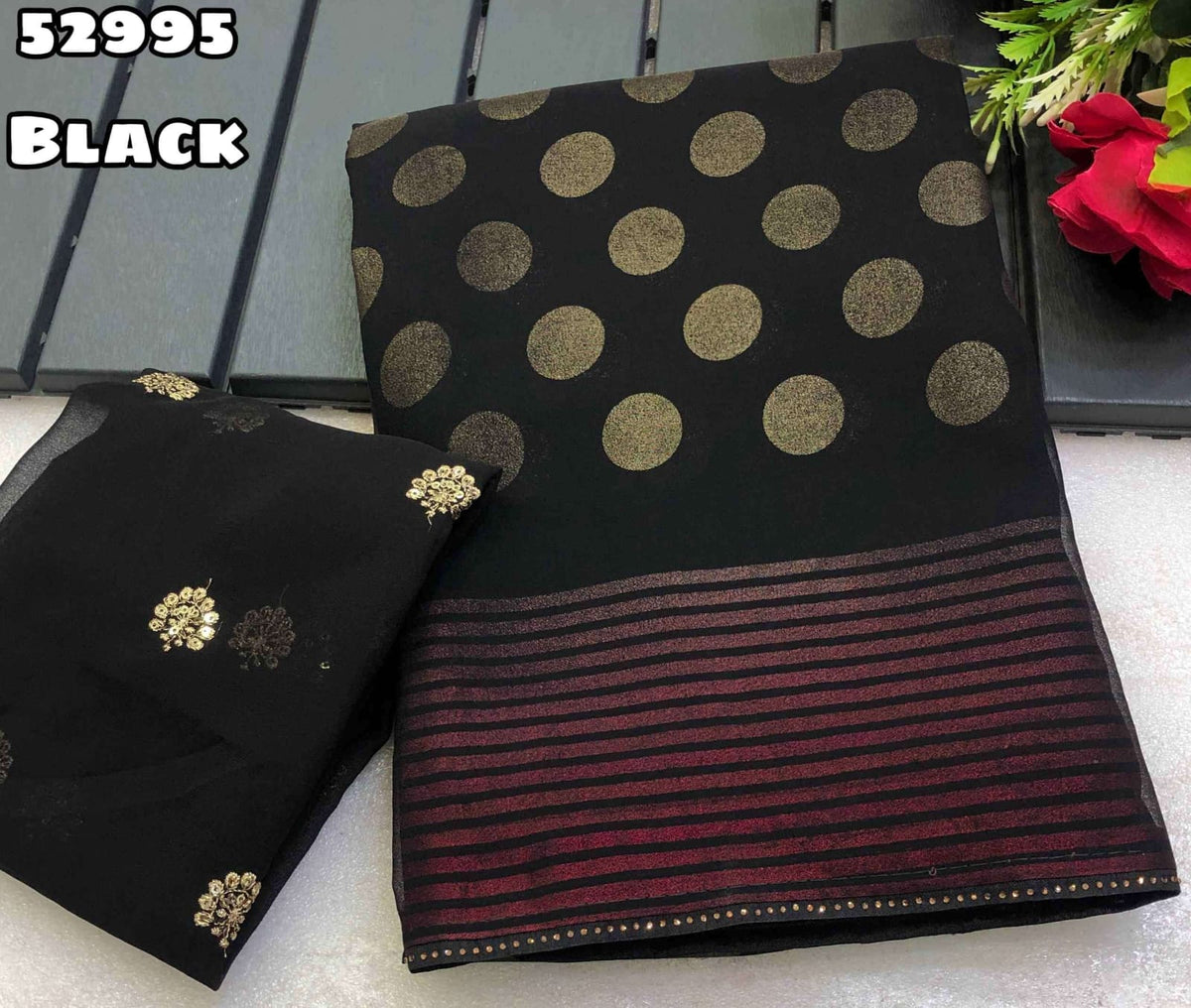 Geometrical pattern black saree ✨