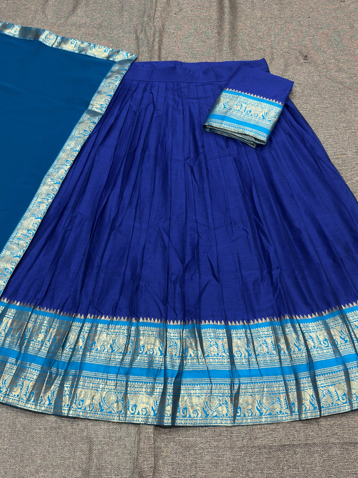 Vintage look kanjivaram silk lehengas