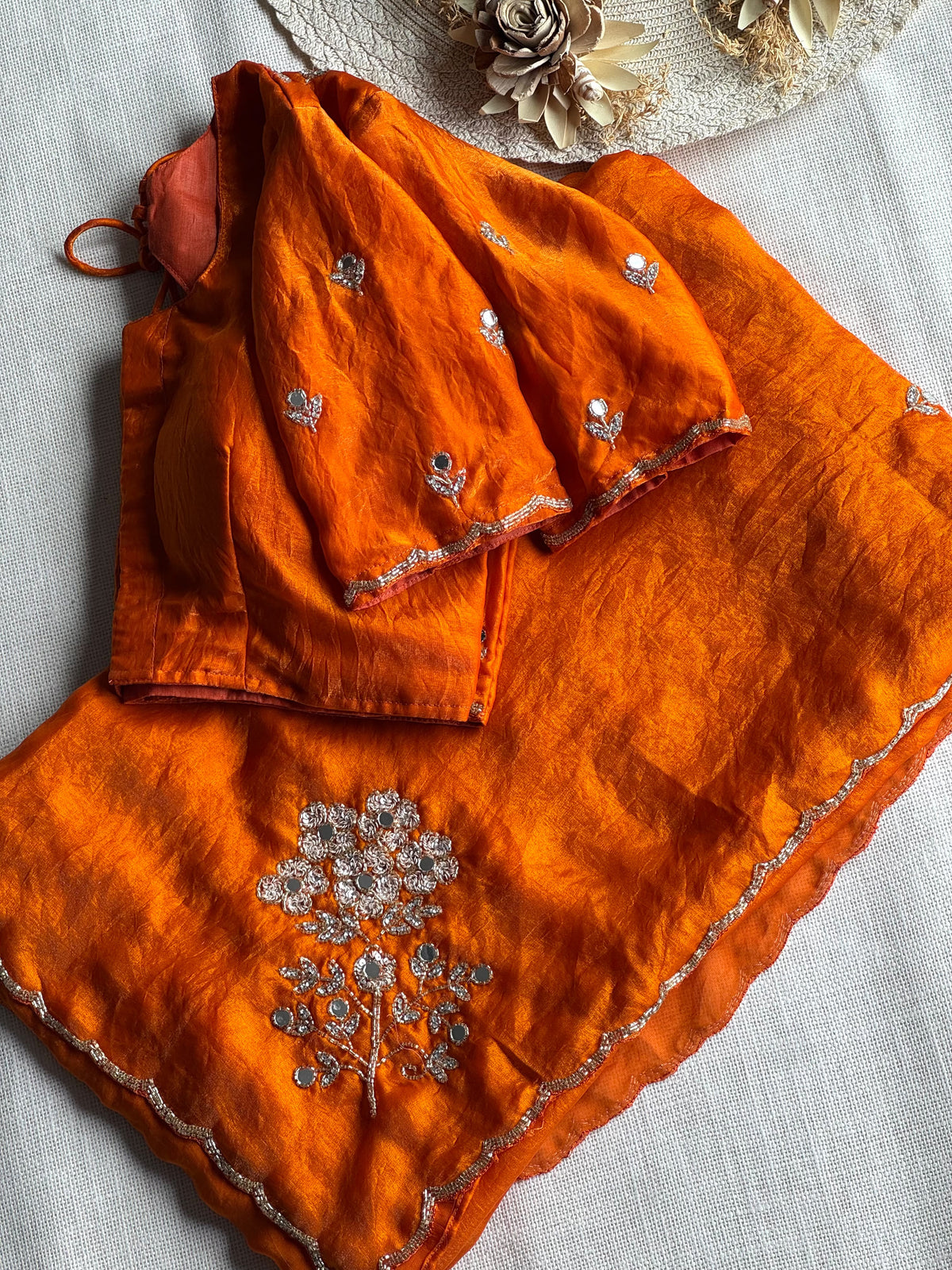 Soft space silk designer saree ✨
